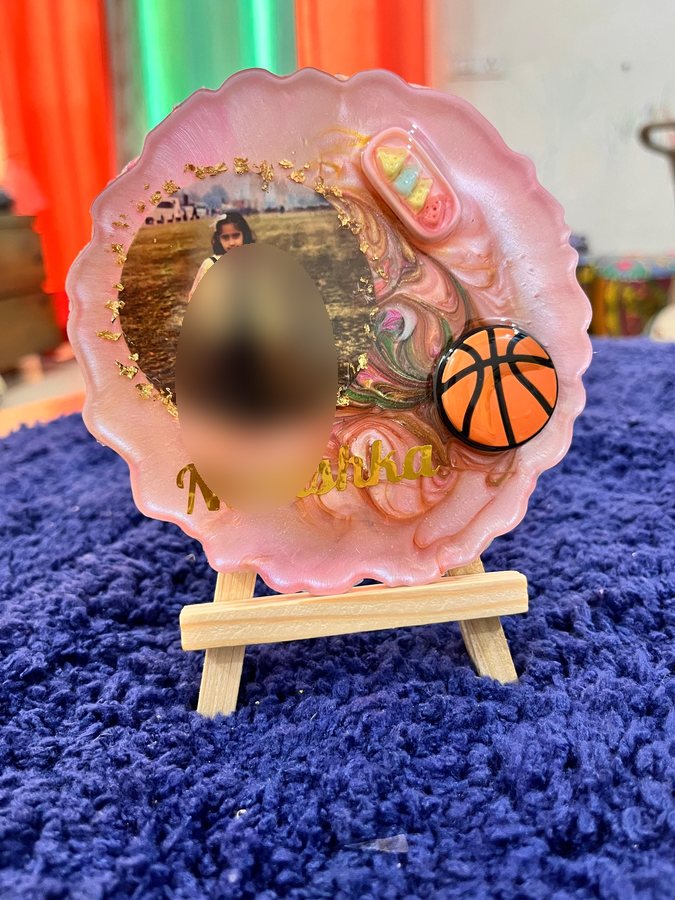 Pink swirl resin photo frame