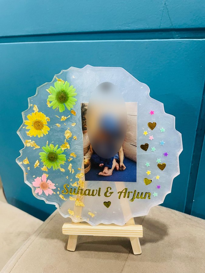 Clear floral sibling resin frame